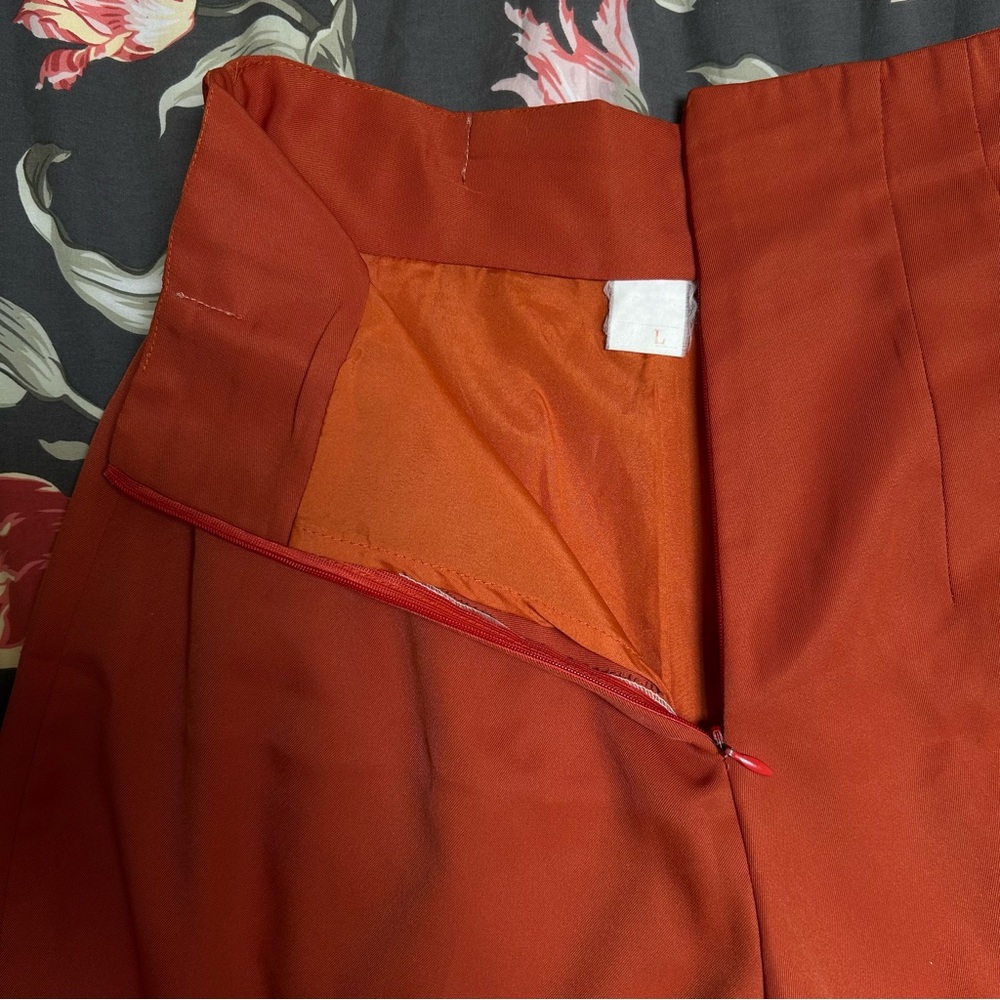 Orange balloon shorts - Picture 3 of 4